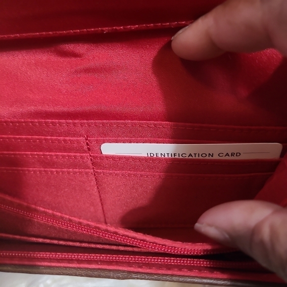 CHAPS Red Wristlet Snap Close Wallet with Silver Embellishment - Picture 4 of 7